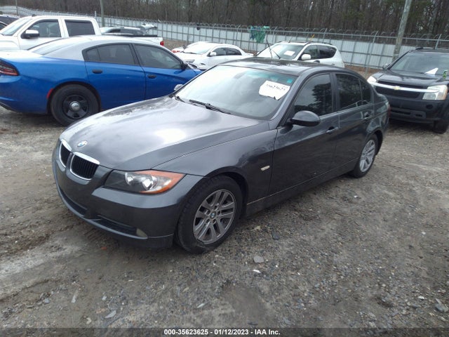 BMW 3 Series 328i 2007 WBAVA33557KX80469 Image 2