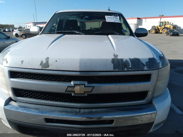 2009 CHEVROLET SILVERADO 1500 LT VIN: 3GCEC23J69G156470