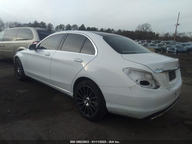 2015 Mercedes-Benz C-Class, VIN: 55SWF4KB5FU011227