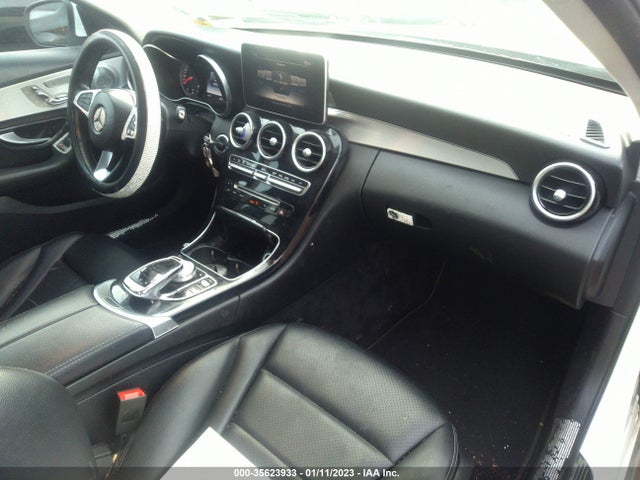 2015 Mercedes-Benz C-Class, VIN: 55SWF4KB5FU011227