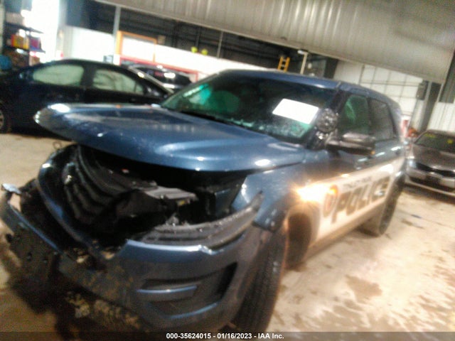 Ford UTILITY POLICE 2016 1FM5K8AR5GGA47100 Image 2