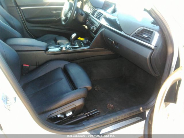 WBA8B9G54HNU48899 BMW 3 Series 330i