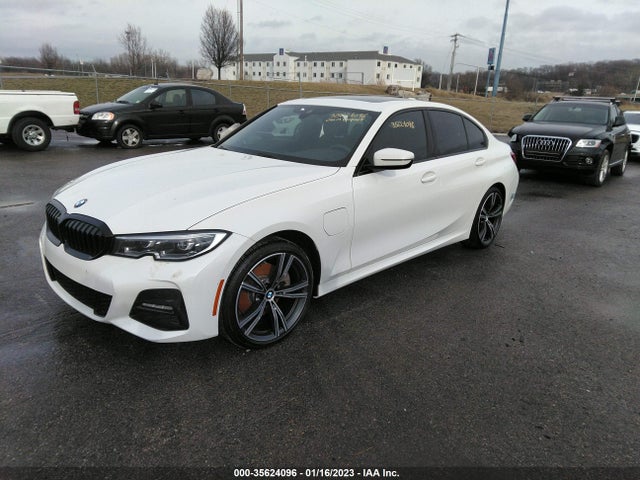 BMW 3 Series 330e 2021 аукцион фото