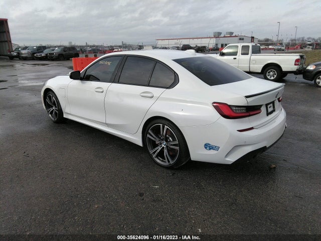 BMW 3 Series 330e 2021 аукцион фото