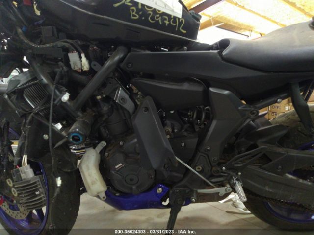 2022 YAMAHA YZFR7 JYARM38E6NA003138 Photo 8