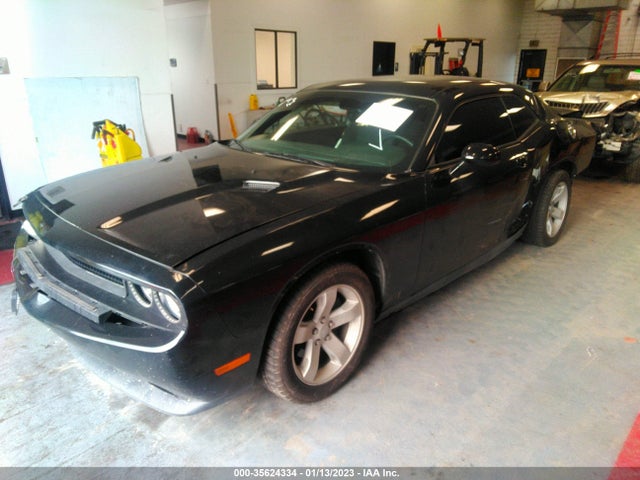 Dodge Challenger Sxt 2013 2C3CDYAG4DH708897 Image 2