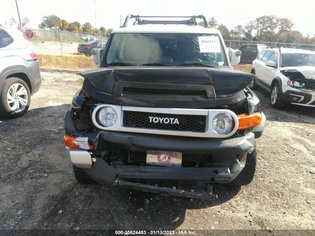 2014 Toyota FJ Cruiser, VIN: JTEBU4BF3EK201565