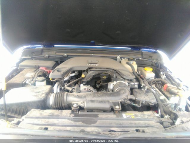 1C4HJXEG5JW315180 Jeep Wrangler Unlimited Sahara