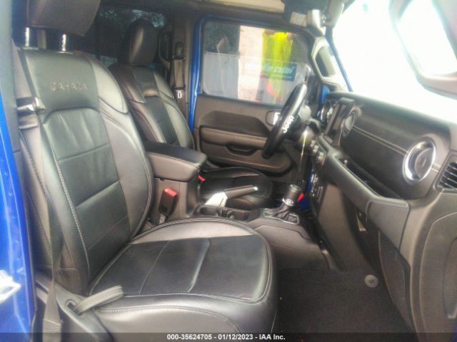 1C4HJXEG5JW315180 Jeep Wrangler Unlimited Sahara