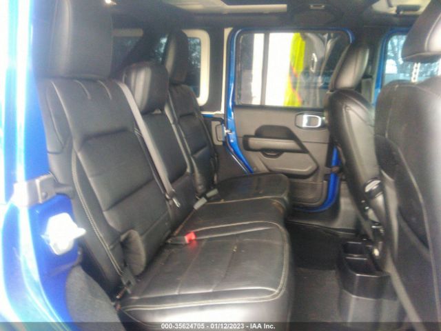 1C4HJXEG5JW315180 Jeep Wrangler Unlimited Sahara