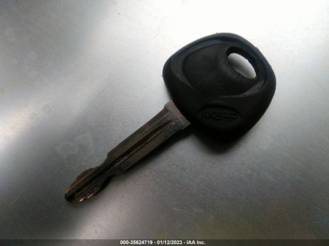3KPFK4A7XHE151373 KIA FORTE LX