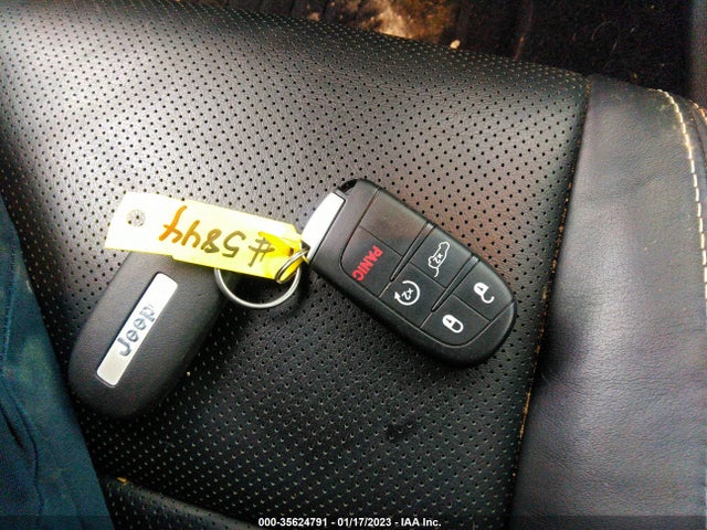 1C4RJFBG9MC842583 Jeep Grand Cherokee 80th Anniversary