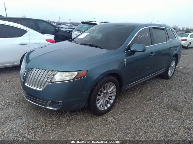Lincoln MKT 2010 2LMHJ5FR6ABJ12191 Image 2
