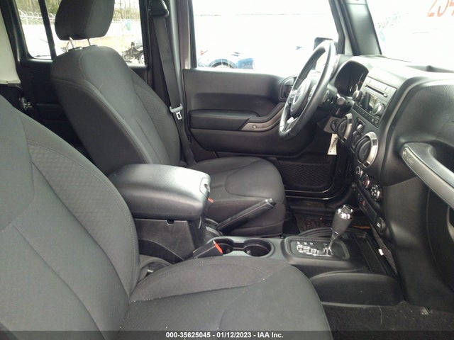 2016 JEEP WRANGLER UNLIMITED SPORT VIN: 1C4BJWDG4GL205457