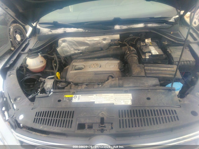 WVGBV7AX3GW615675 Volkswagen Tiguan R-line