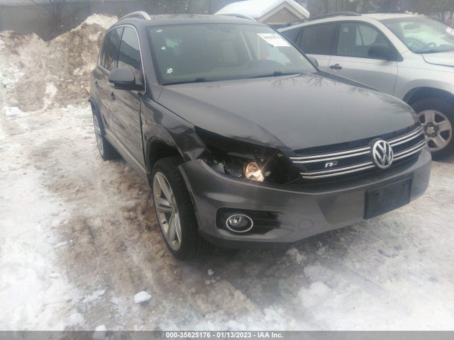 WVGBV7AX3GW615675 Volkswagen Tiguan R-line