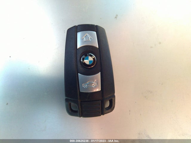 BMW X1 Sdrive28i 2015 WBAVM1C5XFV317722 Image 3