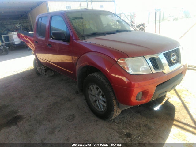 2017 1N6AD0EV2HN747592 main image