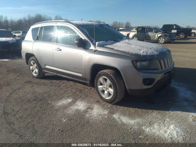 2015 1C4NJCBA6FD124494 main image