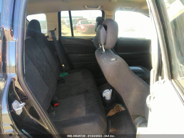 1C4NJCBA7GD743204 Jeep Compass Sport
