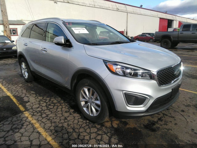 2018 Kia Sorento, VIN: 5XYPGDA38JG429182