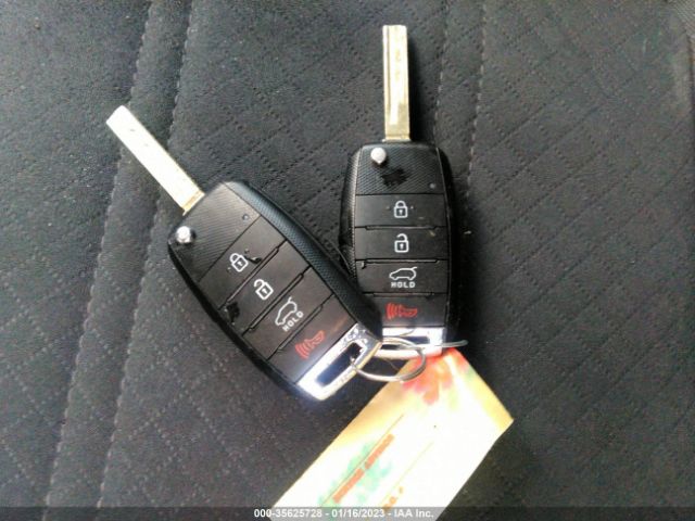 5XYPGDA38JG429182 KIA SORENTO LX
