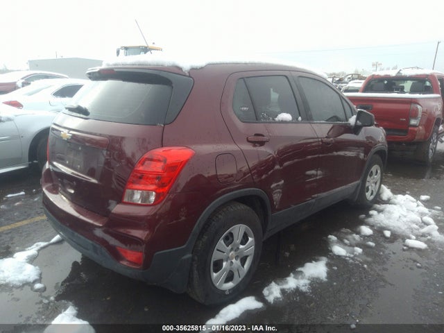 Chevrolet TRAX LS 2017 3GNCJKSB1HL253676 Image 4