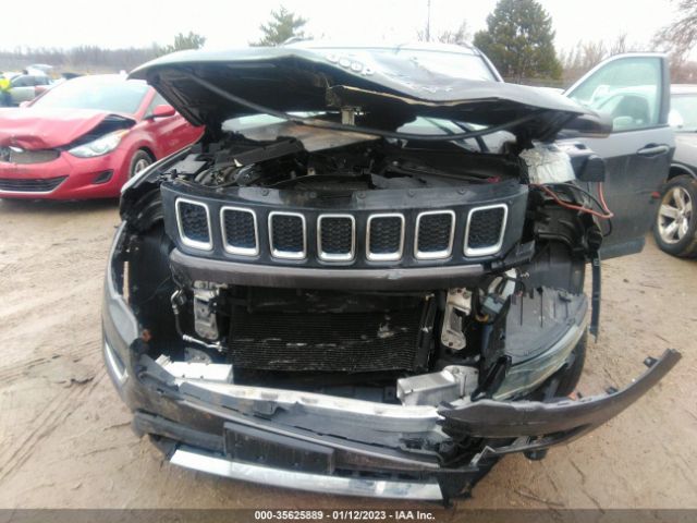 3C4NJDCBXJT329915 Jeep Compass Limited