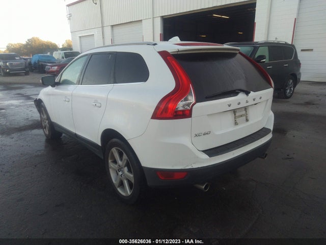 Volvo Xc60 3.2l 2013 YV4952DL9D2412921 Image 3