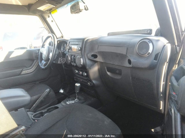 Jeep Wrangler Unlimited Sport 2014 1C4BJWDG0EL295185 Image 6