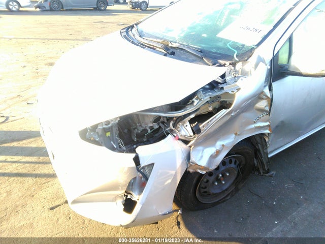 2016 Toyota Prius, VIN: JTDKDTB35G1139776