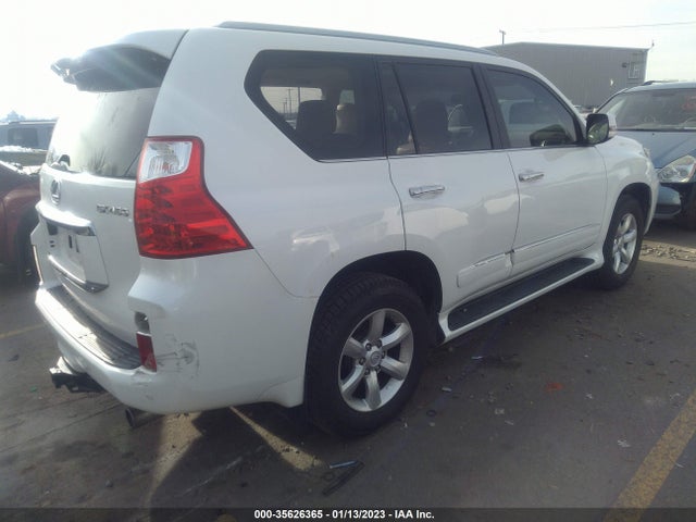 Lexus GX 460 2013 JTJBM7FX9D5061735 Image 4