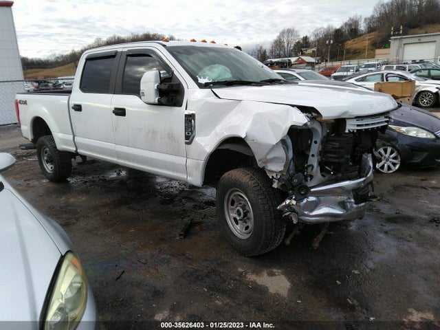 2017 FORD SUPER DUTY F-250 SRW LARIAT/PLATINUM VIN: 1FT7W2B62HEE24563