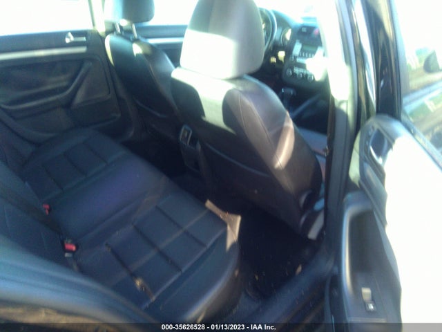 2010 VOLKSWAGEN JETTA SEDAN LIMITED VIN: 3VWAZ7AJ3AM156135