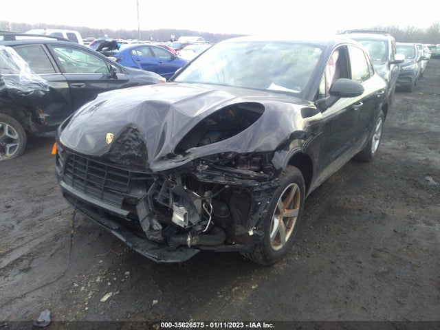 2018 Porsche Macan, VIN: WP1AA2A55JLB00049