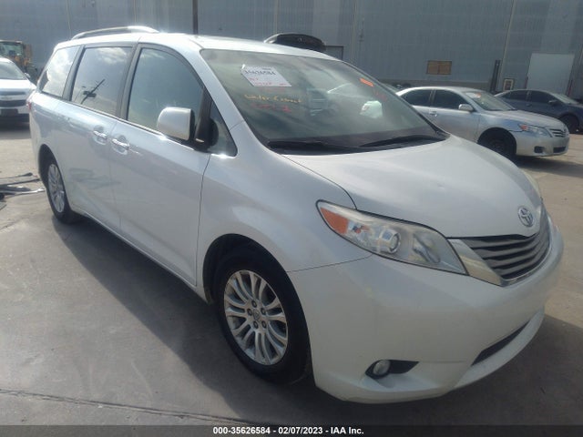 2015 TOYOTA SIENNA XLE/XLE AAS/LTD VIN: 5TDYK3DC8FS566254