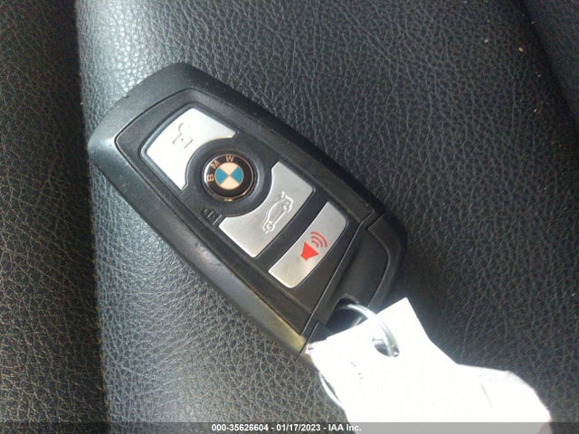 BMW 5 Series 528i 2016 WBA5A5C54GG355081 Image 11