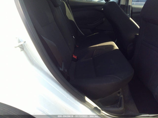 2018 Ford Focus, VIN: 1FADP3F28JL293501
