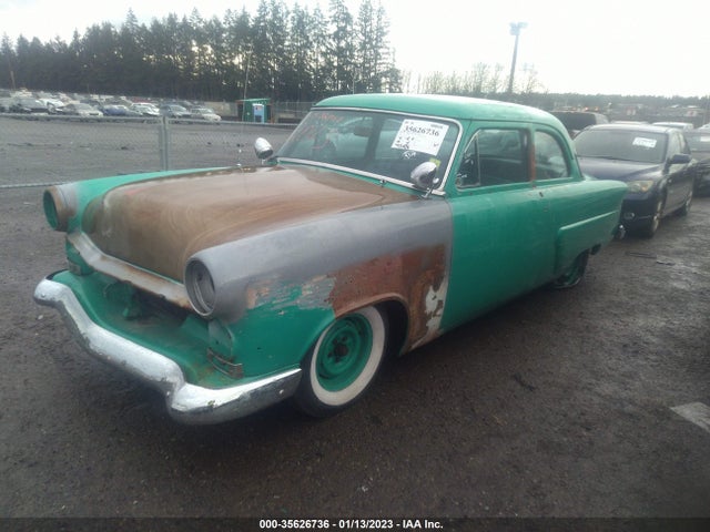 1953 FORD CRESTLINER VIN: B3RG126725