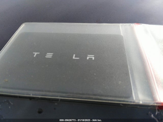 2018 Tesla 3, VIN: 5YJ3E1EB0JF135531