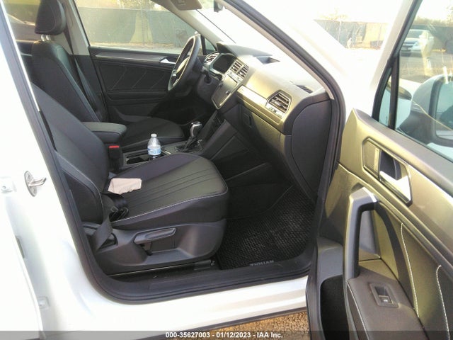 3VV3B7AX9NM158130 Volkswagen TIGUAN SE