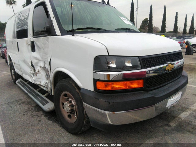 Chevrolet EXPRESS CARGO VAN 2019 1GCWGAFGXK1366075 Image 7