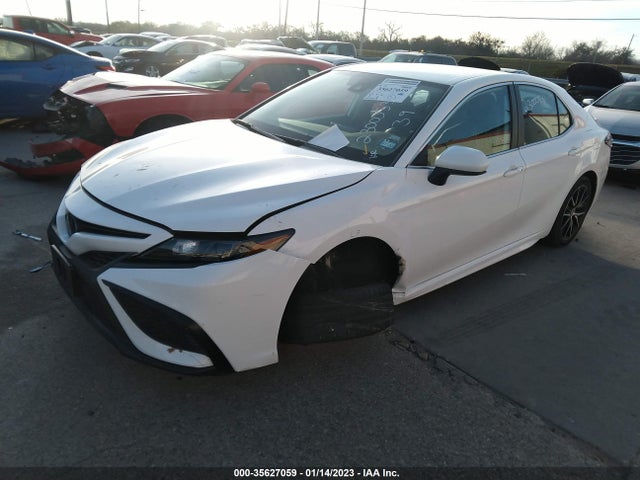 2021 Toyota Camry, VIN: 4T1G11AK5MU548149
