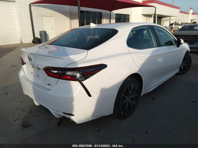 2021 Toyota Camry, VIN: 4T1G11AK5MU548149