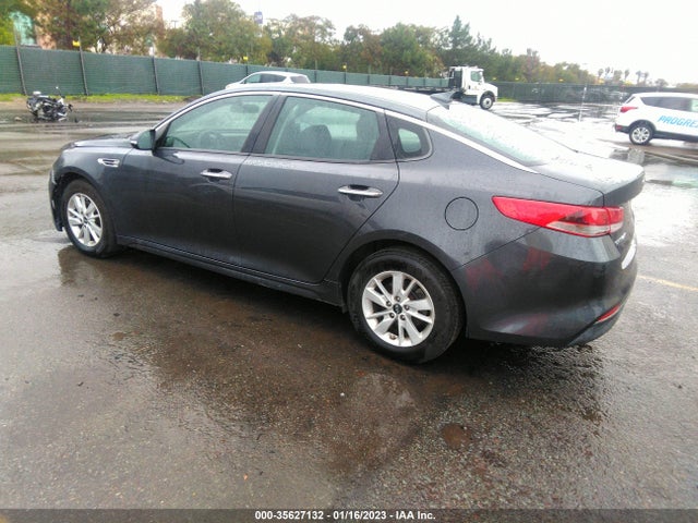 2017 Kia Optima, VIN: 5XXGT4L35HG127744