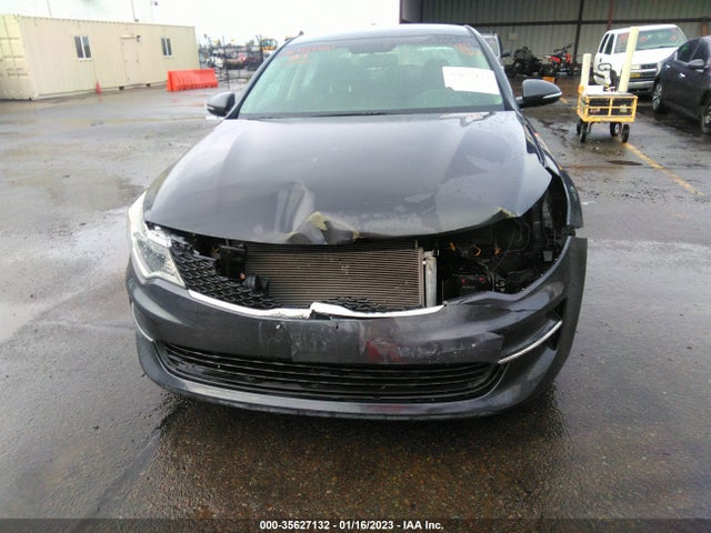 2017 Kia Optima, VIN: 5XXGT4L35HG127744