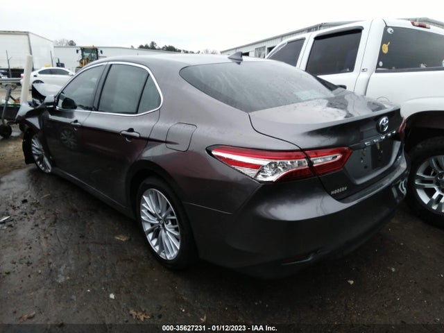 2020 Toyota Camry, VIN: 4T1F11AK2LU869592