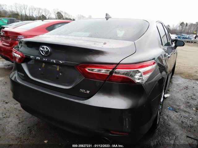 2020 Toyota Camry, VIN: 4T1F11AK2LU869592