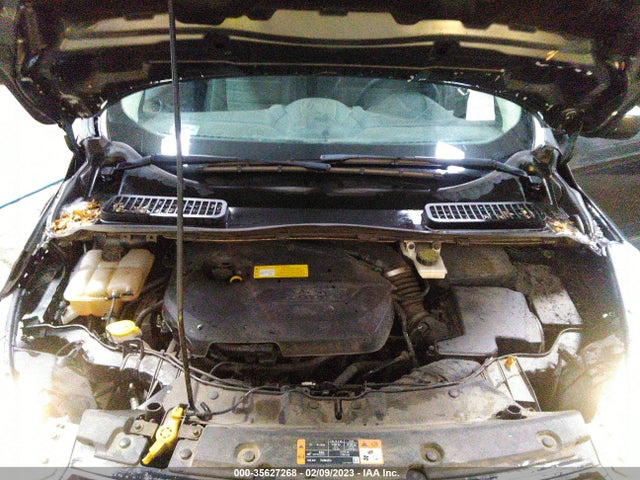 2015 Ford Escape, VIN: 1FMCU9GX6FUB39183