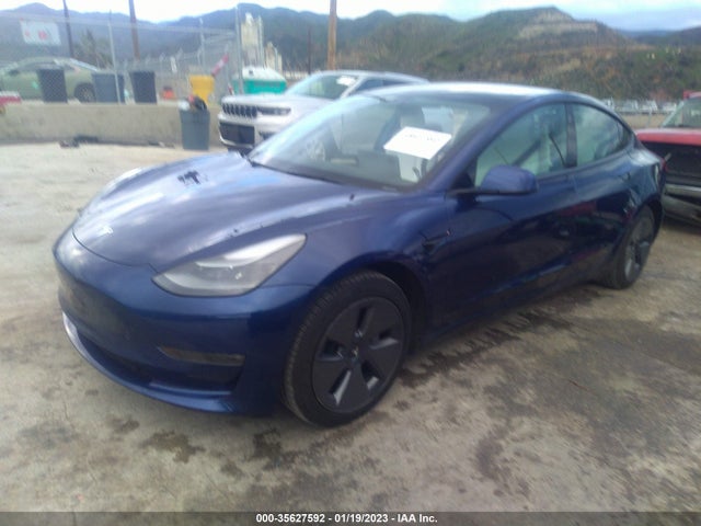 Tesla Model 3 Long Range 2022 5YJ3E1EB6NF137953 Image 2